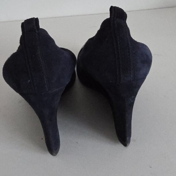LANVIN | Navy suede wedge pumps with Black patent leather cap toes Sz 38 - Picture 5 of 6